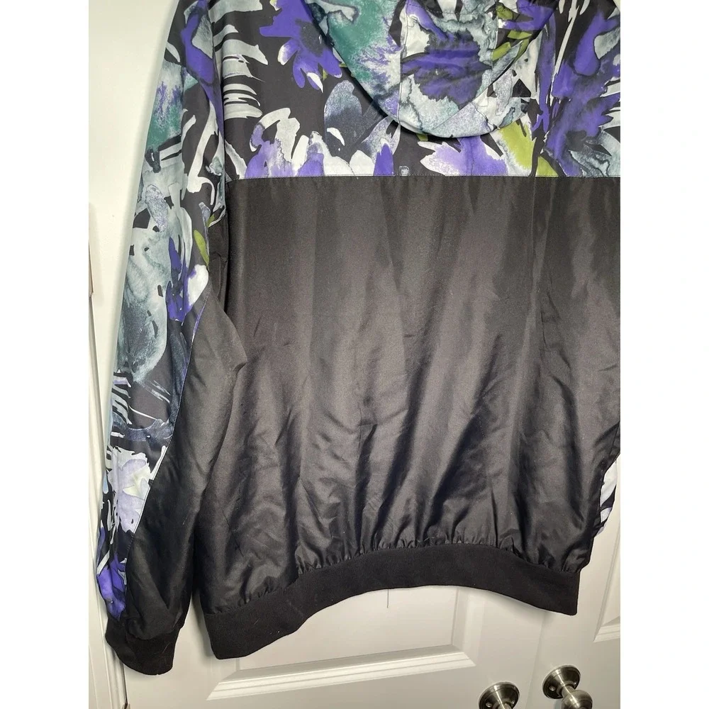 NWT CSG Painted Omega Jacket Floral Black BK Large 1808097